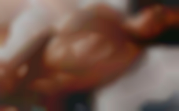 Prretty clubs mature mid age pussy girl service him.